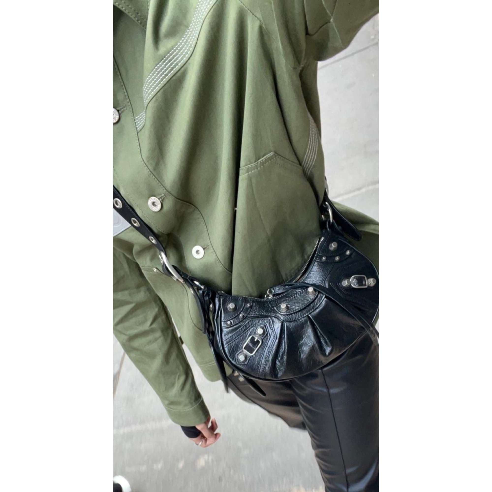 2 Le Cagole XS leather shoulder bag - 2.png