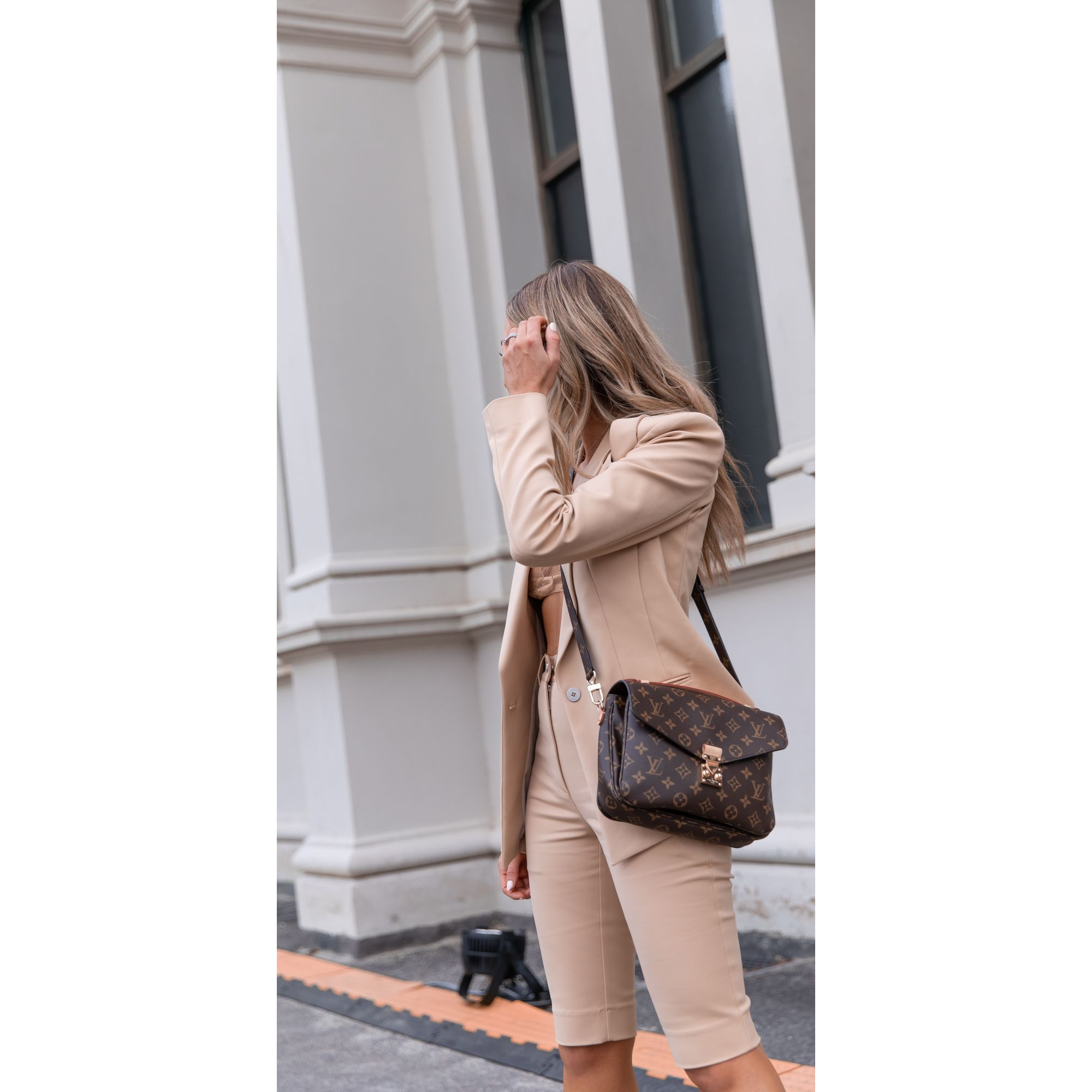 POCHETTE MÉTIS - lv-4-nice-pic-3.png