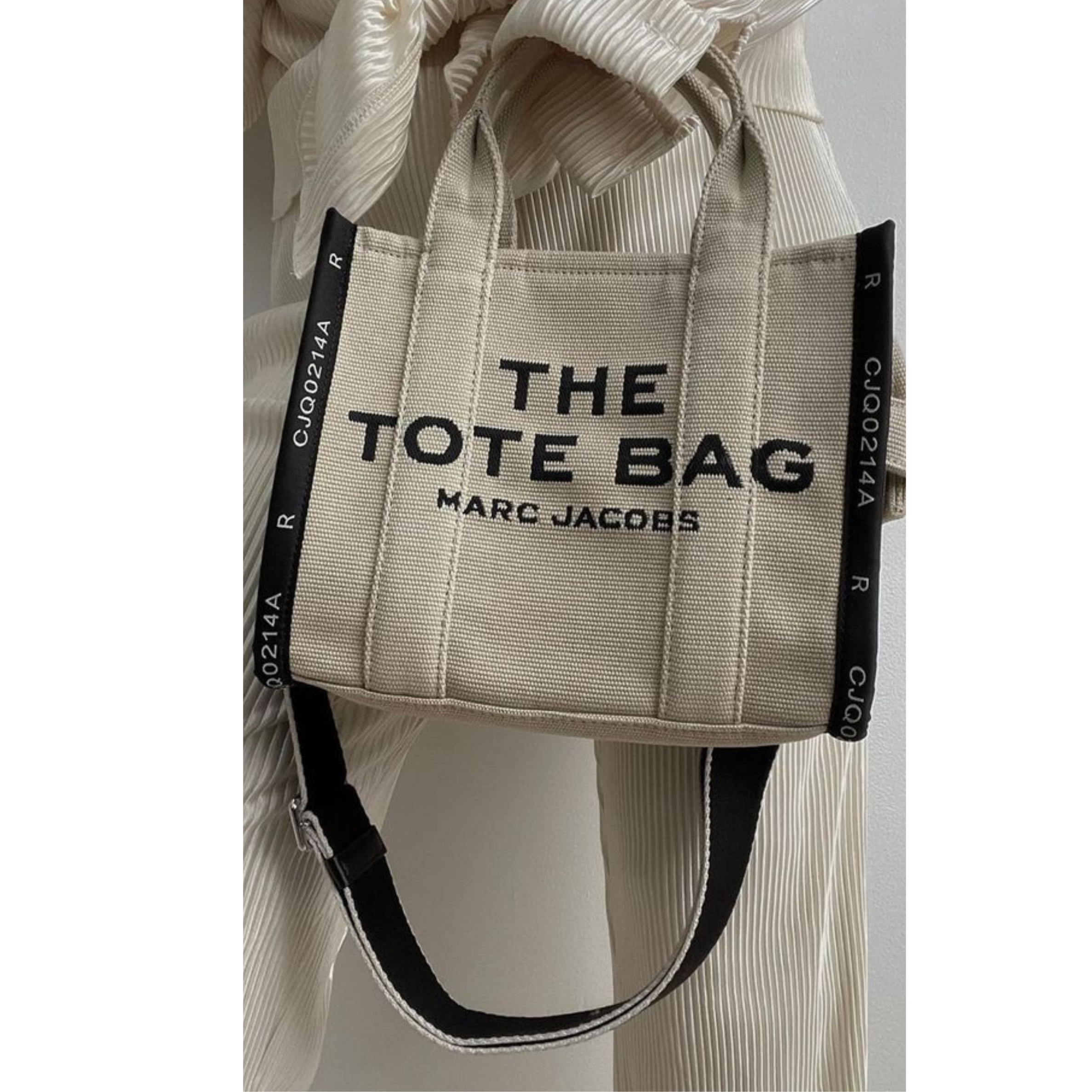 THE TOTE BAG MEDIUM - marc-1-pic-1-1.png