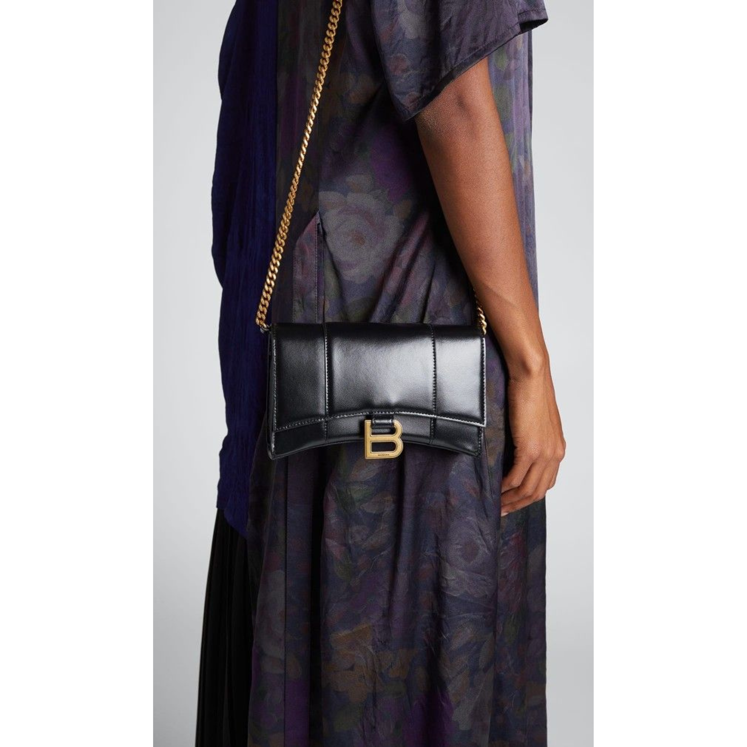 10 Hourglass Wallet On Chain BAG – לבן - 10-5.png