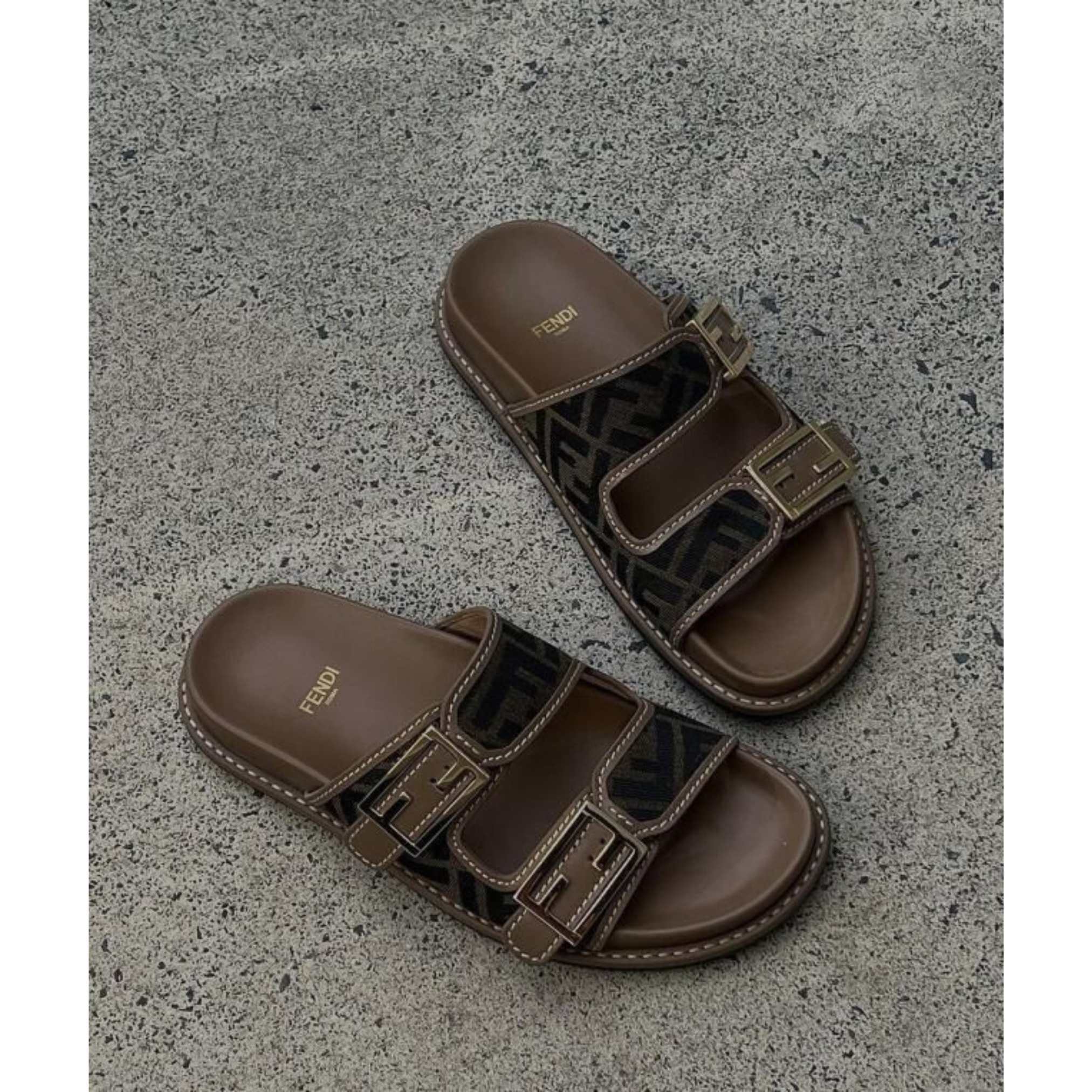 Fendi Logo Plaque Sandals - 5-14.jpeg