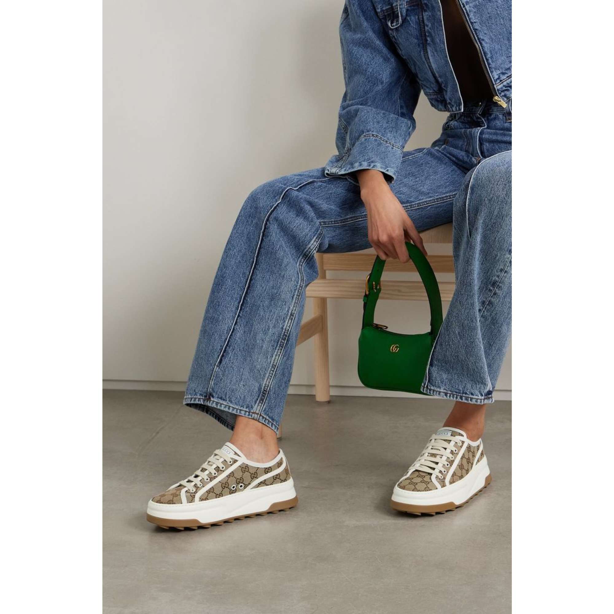 Gucci Interlocking G Low-Top Sneakers - 5.jpeg