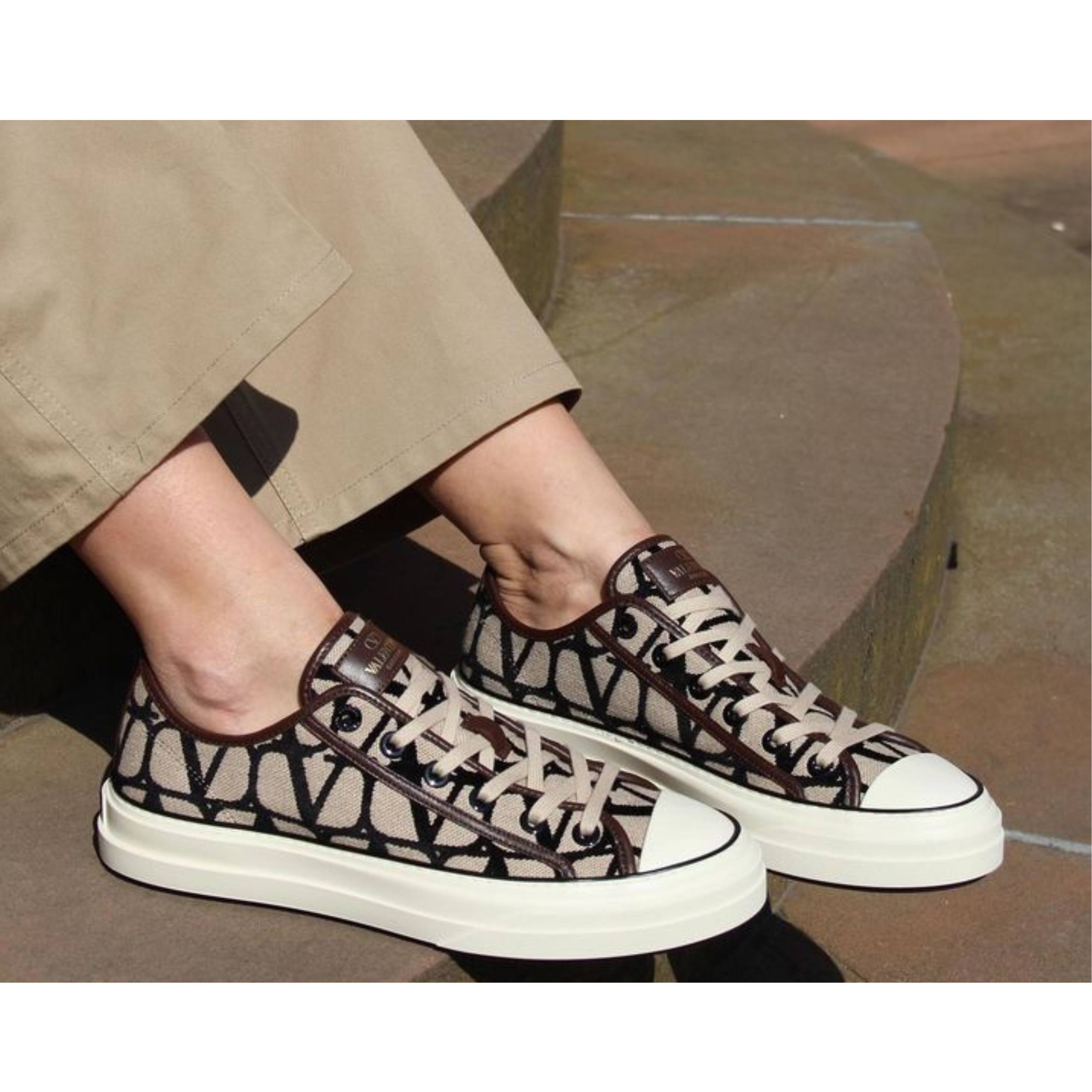5 VALENTINO Toile Iconographe Totaloop - 5-7.jpeg