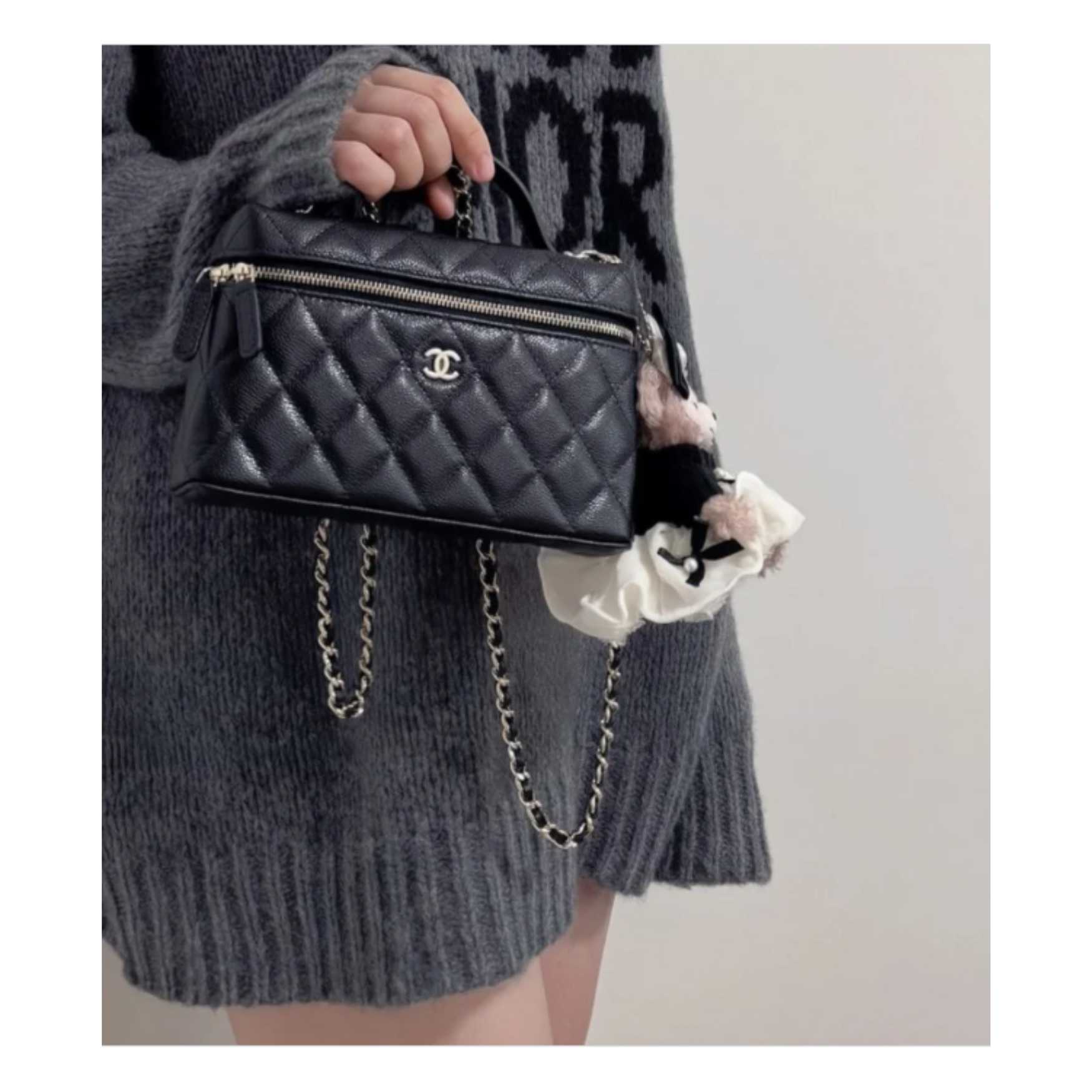 On Running x Loewe – Pink White - 2-4.jpg